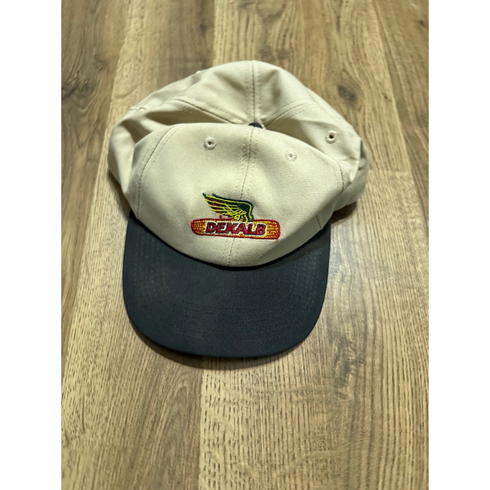 DEKALB Seed Corn Hat Mens Size OSFM Tan Black Snapback Cap Vintage Farm Logo